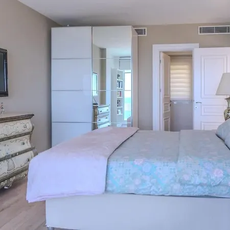 Charming With Amazing View In Bodrum Villa *