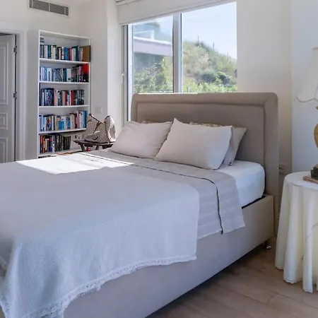 Villa Charming With Amazing View In Bodrum *