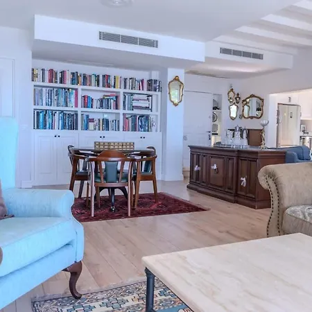 Charming With Amazing View In Bodrum Yalikavak