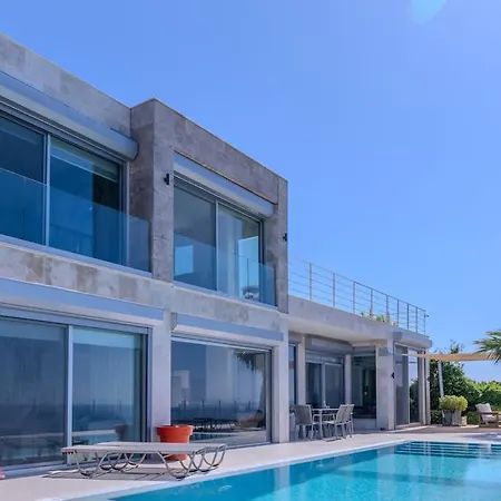 Charming With Amazing View In Bodrum Villa