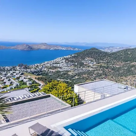 Charming With Amazing View In Bodrum Villa